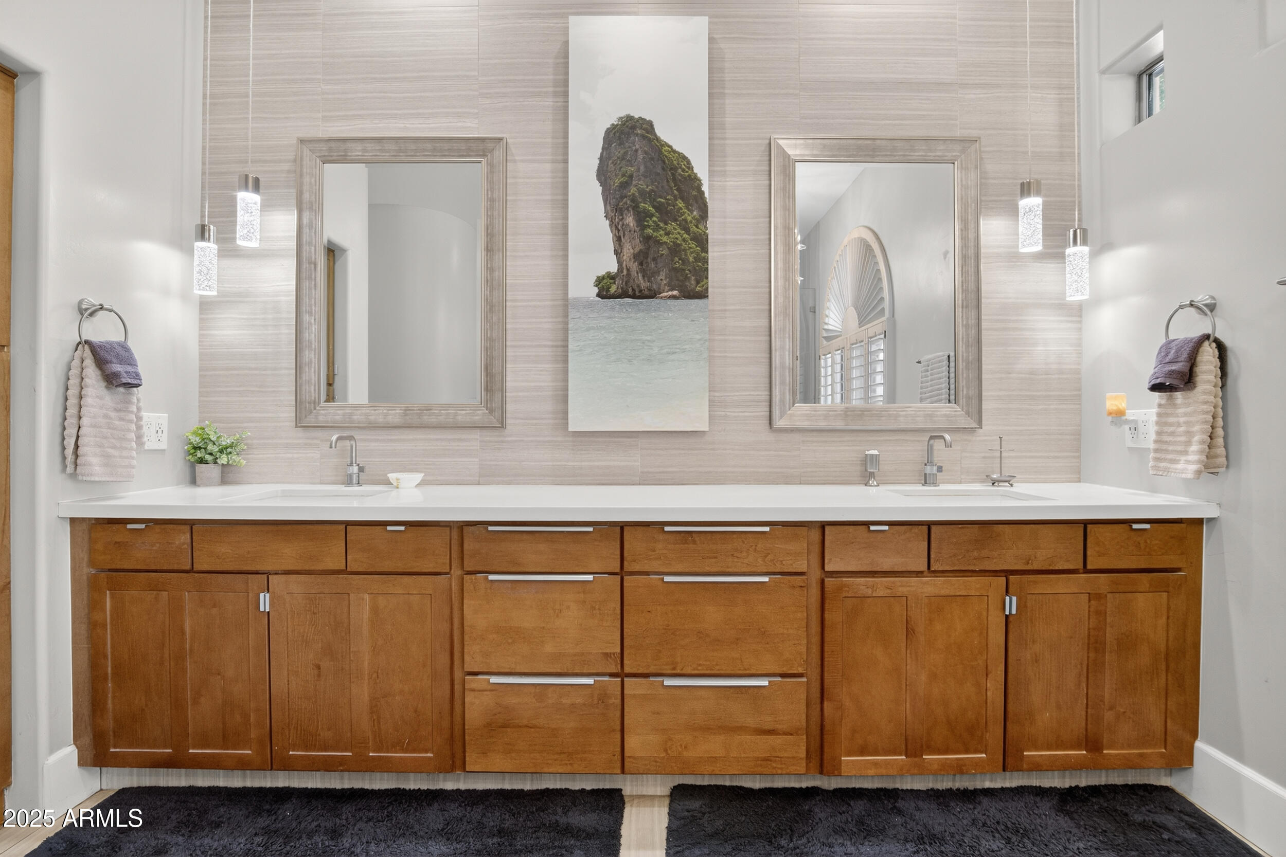 1333 North Cliffside Drive Gilbert, AZ 85234 - Photo 47 of 100 a bathroom with a sink and a mirror