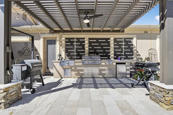 $1,250,000 | 1333 North Cliffside Drive, Gilbert, AZ 85234