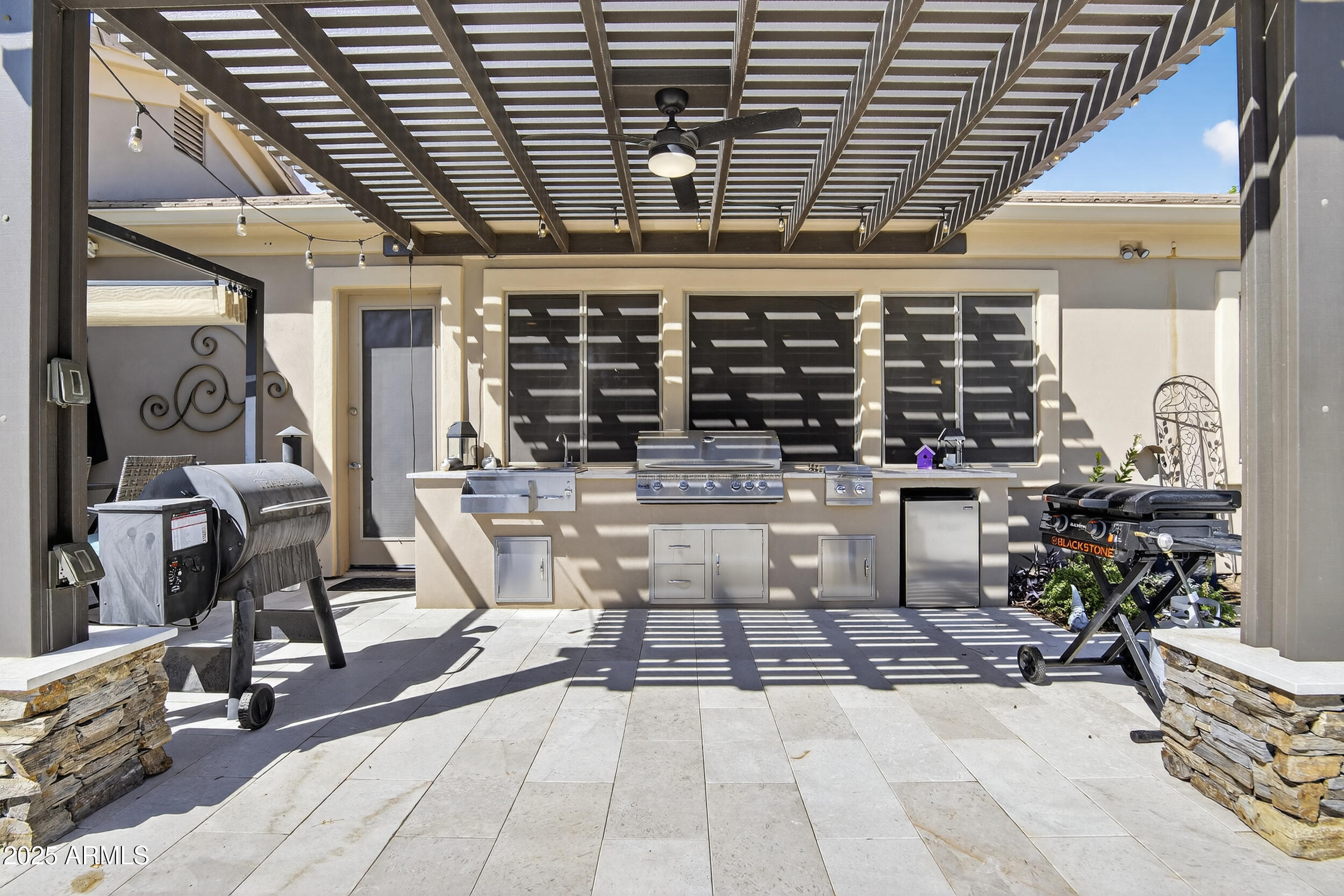 1333 North Cliffside Drive Gilbert, AZ 85234 - Photo 65 of 100 76_070_209_a4m_mg
