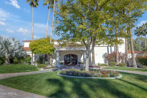 $1,250,000 | 1333 North Cliffside Drive, Gilbert, AZ 85234