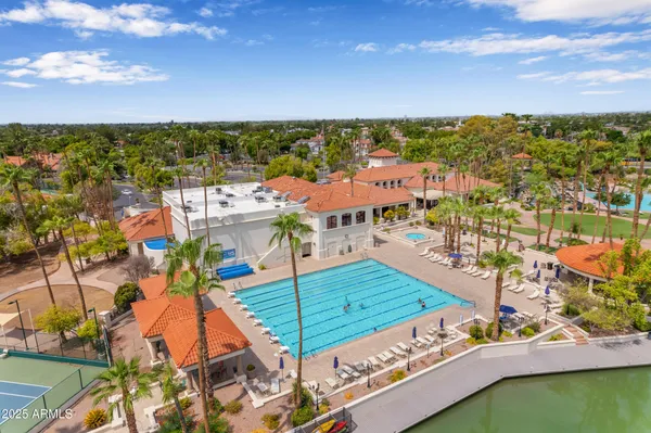 $1,250,000 | 1333 North Cliffside Drive, Gilbert, AZ 85234