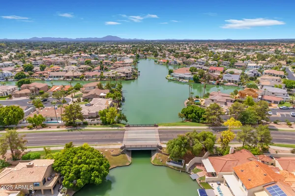 $1,250,000 | 1333 North Cliffside Drive, Gilbert, AZ 85234