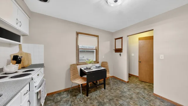 $260,000 | 1500 16 1/2 Avenue Northwest, Rochester, MN 55901