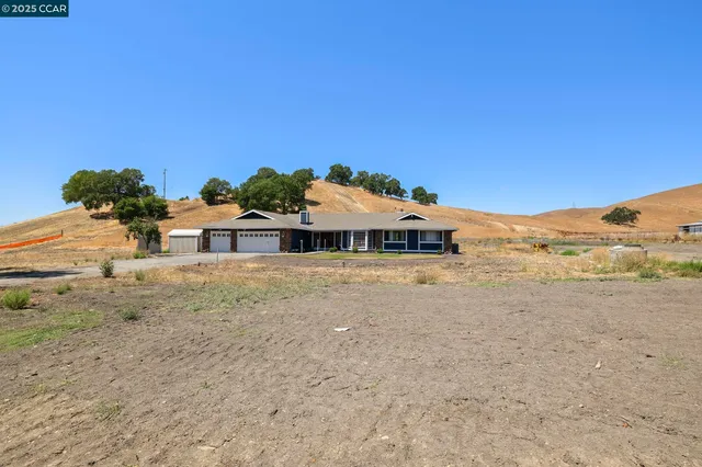 $2,100,000 | 1610 Lawrence Road, Danville, CA 94506