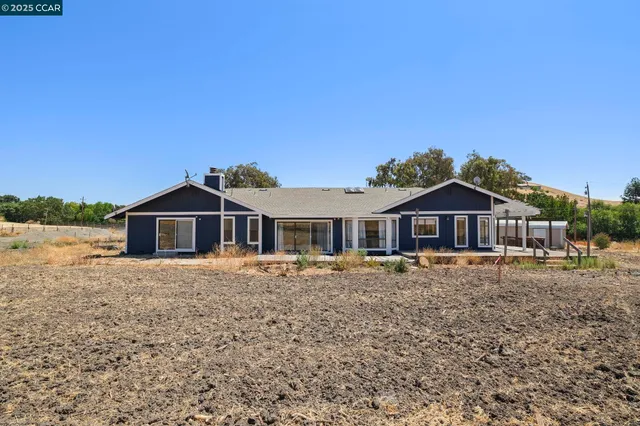 $2,100,000 | 1610 Lawrence Road, Danville, CA 94506