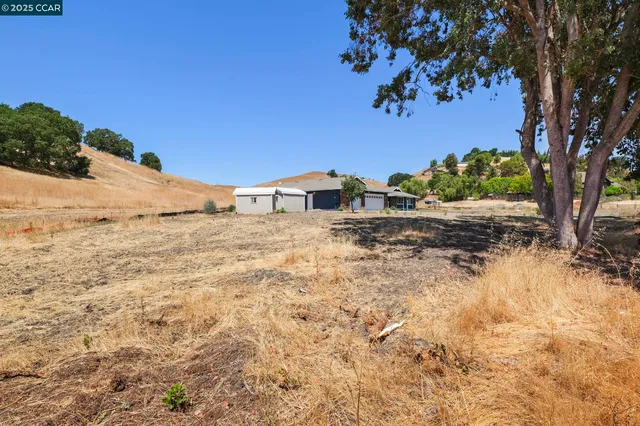 $2,100,000 | 1610 Lawrence Road, Danville, CA 94506