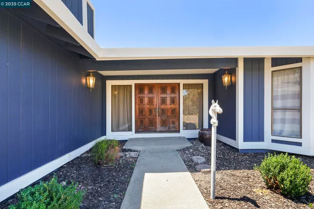 $2,100,000 | 1610 Lawrence Road, Danville, CA 94506