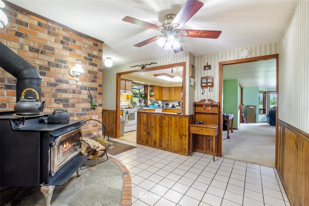 1645 Collins Road, Unit A Buckley, WA 98321 - Photo 7 of 25