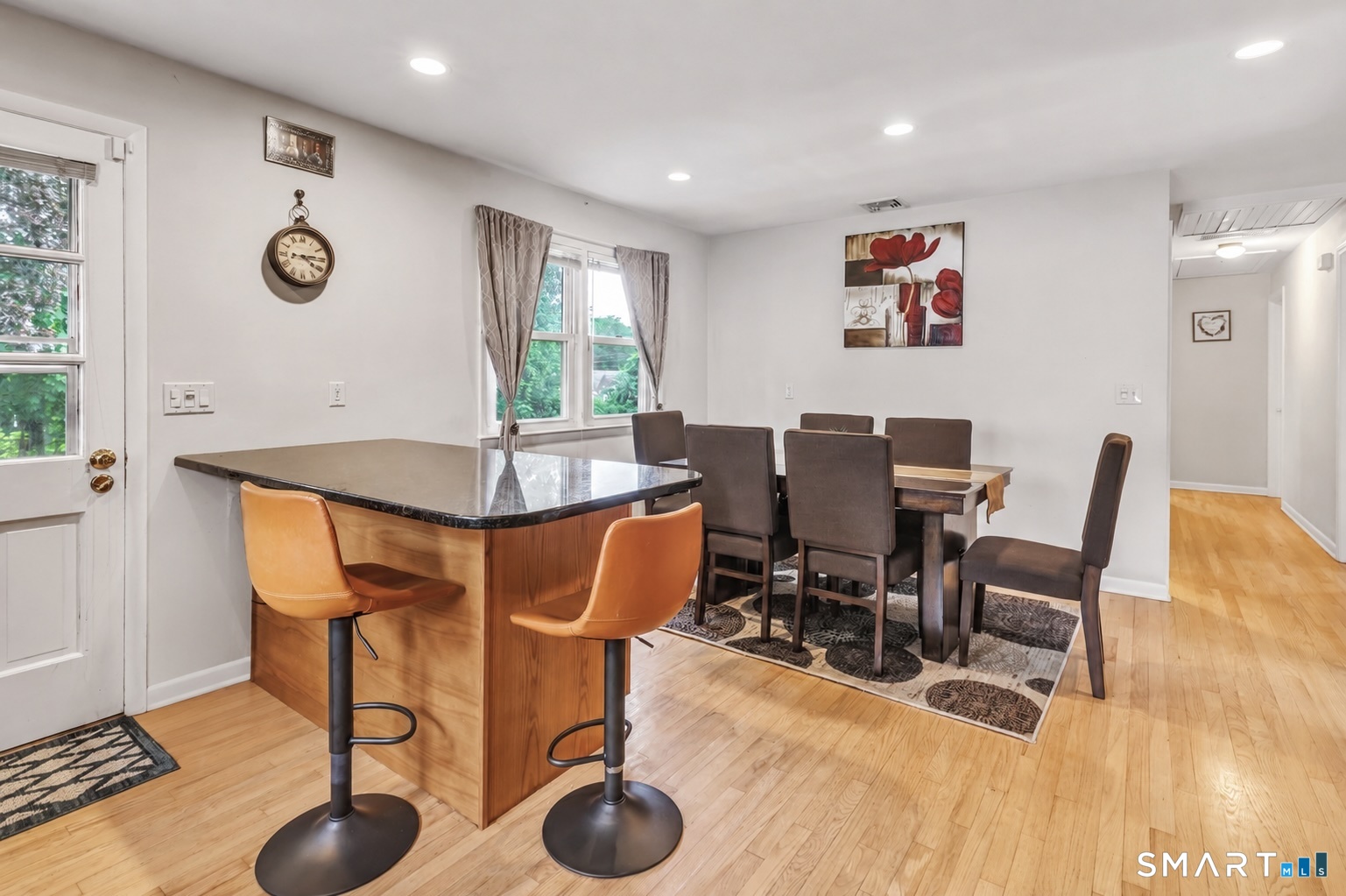 240 Blackhouse Road Trumbull, CT 06611 - Photo 12 of 40