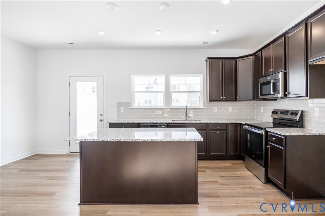 255 Whiteside Road Sandston, VA 23150 - Photo 8 of 34 Gallery Image 8