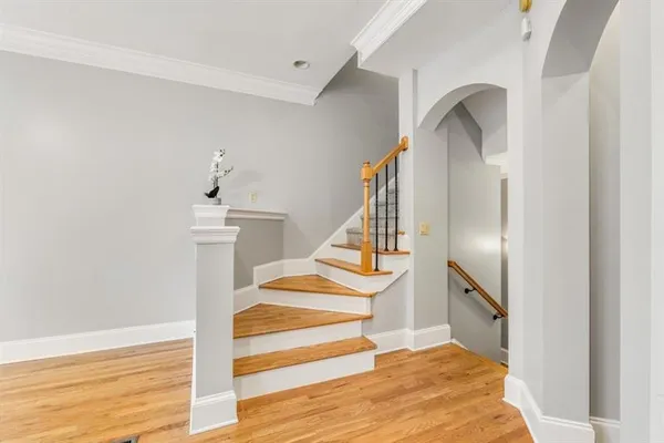 $3,500 | 331 Carpenter Drive Northeast, Unit 8, Sandy Springs, GA 30328