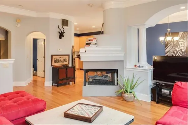 $3,500 | 331 Carpenter Drive Northeast, Unit 8, Sandy Springs, GA 30328