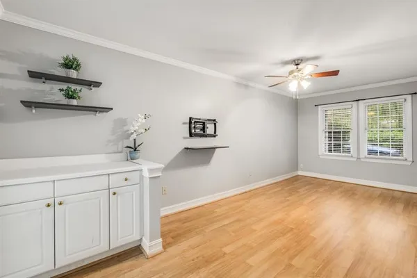 $3,500 | 331 Carpenter Drive Northeast, Unit 8, Sandy Springs, GA 30328