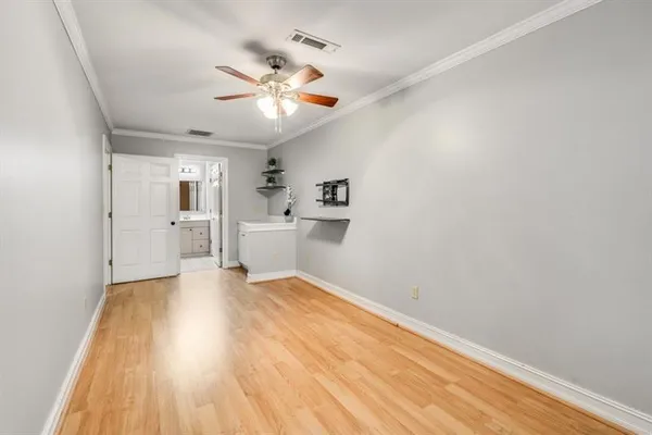 $3,500 | 331 Carpenter Drive Northeast, Unit 8, Sandy Springs, GA 30328