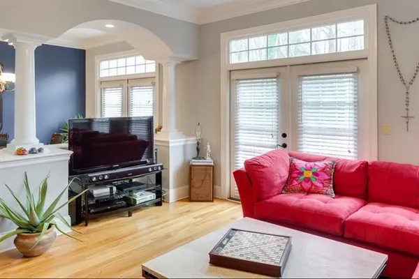 $3,500 | 331 Carpenter Drive Northeast, Unit 8, Sandy Springs, GA 30328