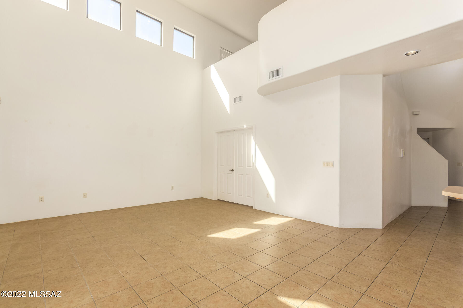 207 South Fresno Spring Way Tucson, AZ 85748 - Photo 6 of 32