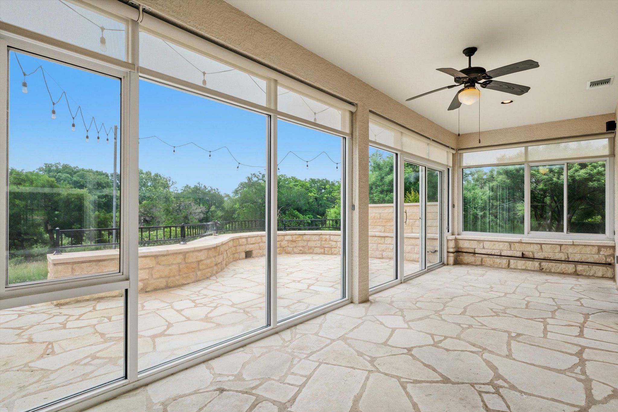112 Goldenrod Way Georgetown, TX 78633 - Photo 29 of 40