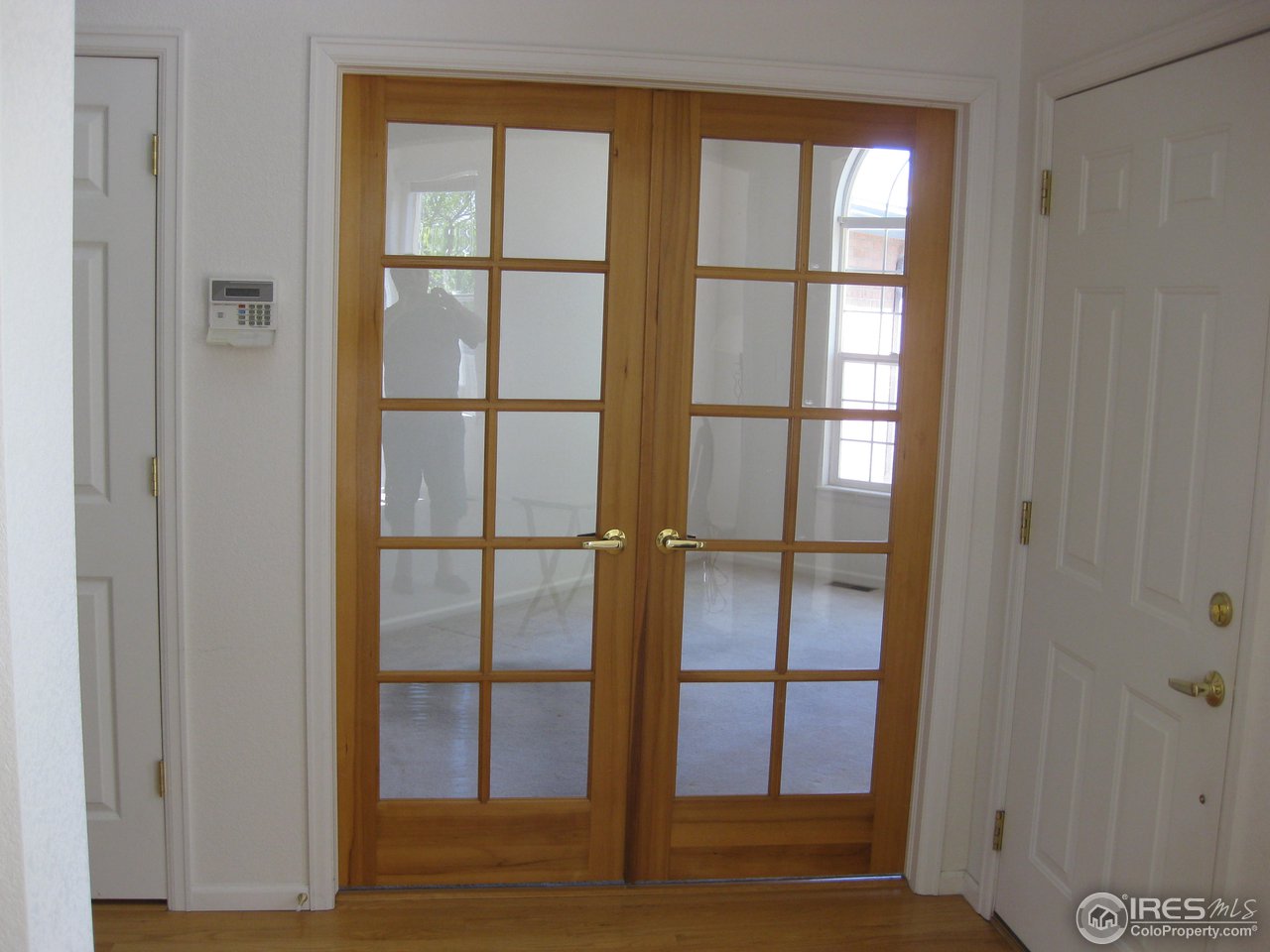 649 Rider Ridge Road Longmont, CO 80504 - Photo 5 of 17 Doors to Den