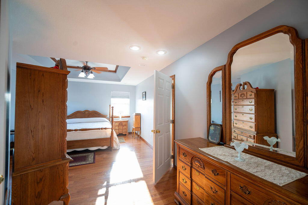1301 Fox Ridge Lane Neosho, MO 64850 - Photo 16 of 39 _DSC3123-HDR