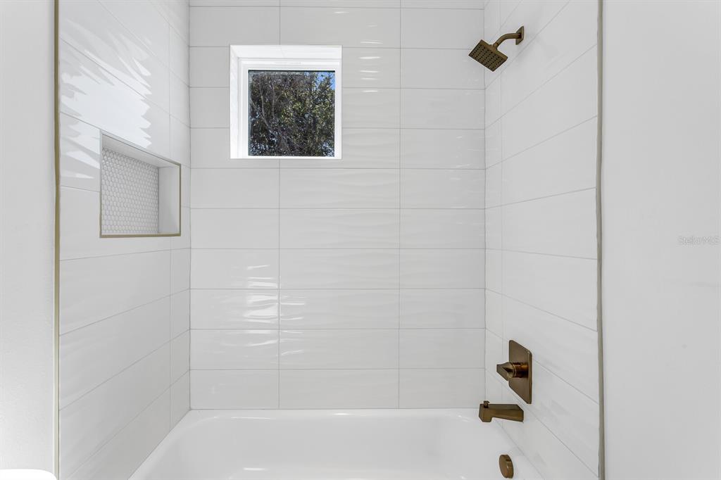 2138 West Chestnut Street Tampa, FL 33607 - Photo 33 of 42