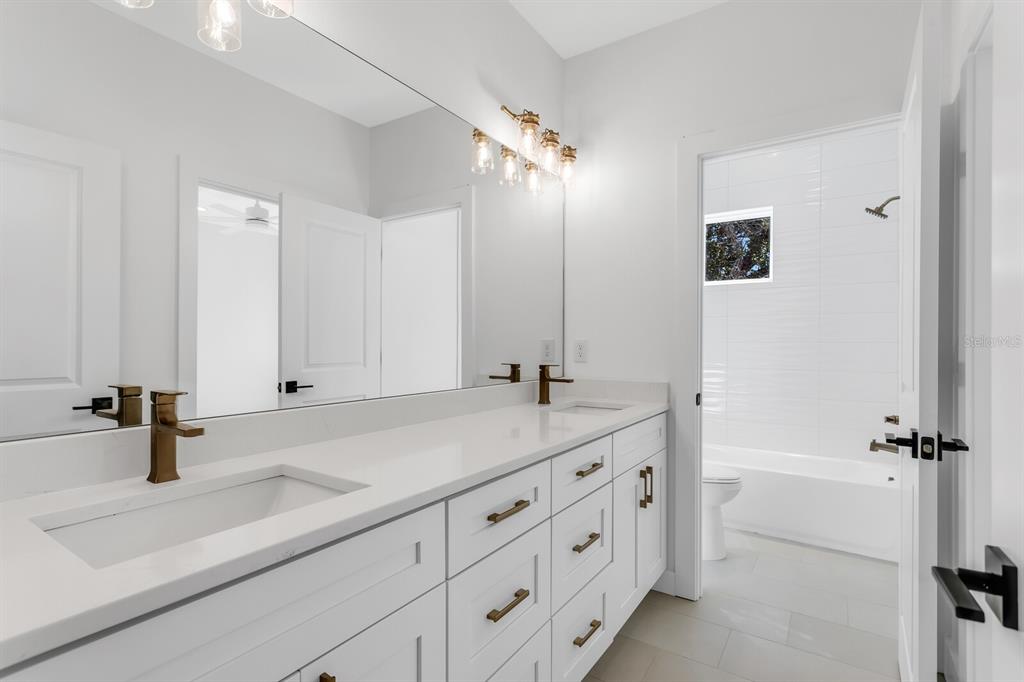 2138 West Chestnut Street Tampa, FL 33607 - Photo 35 of 42