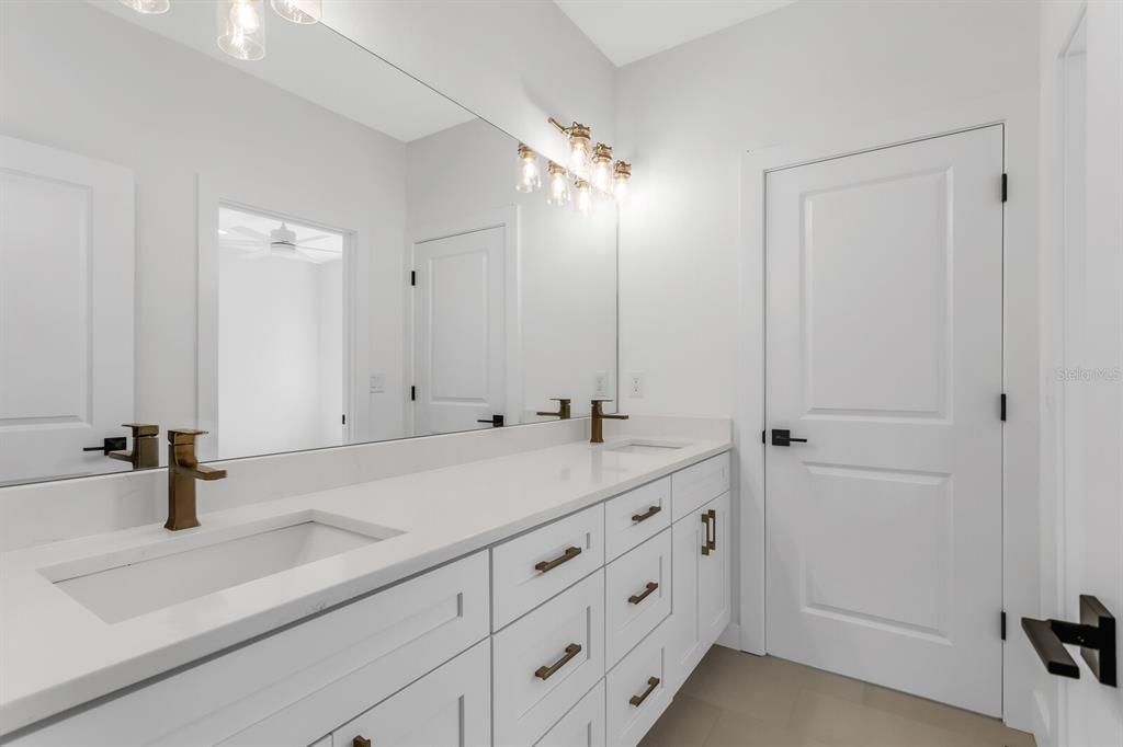 2138 West Chestnut Street Tampa, FL 33607 - Photo 36 of 42