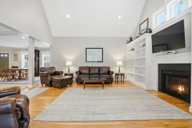 $1,299,000 | 10 Checkerberry Circle, Duxbury, MA 02332