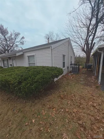 $104,900 | 9808 Lorna Lane, St. Louis, MO 63136