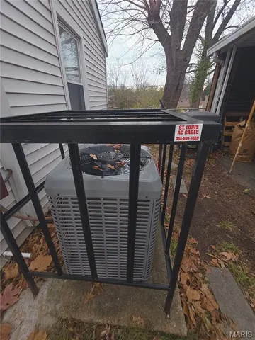 $104,900 | 9808 Lorna Lane, St. Louis, MO 63136