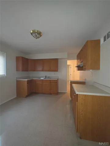 $104,900 | 9808 Lorna Lane, St. Louis, MO 63136