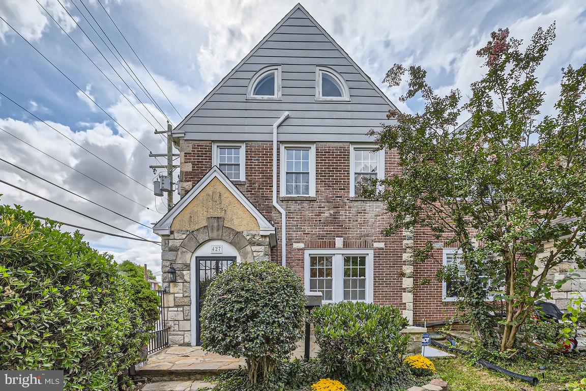 427 Hopkins Road Baltimore, MD 21212 - Photo 1 of 27