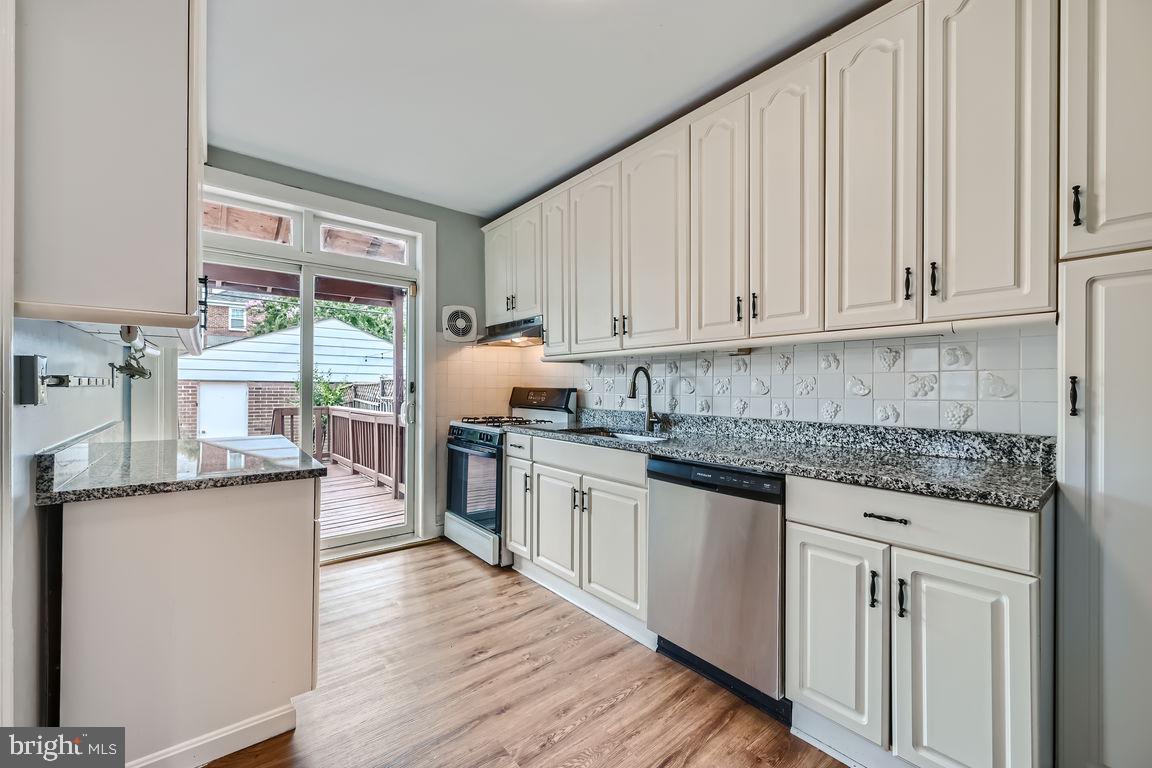 427 Hopkins Road Baltimore, MD 21212 - Photo 9 of 27