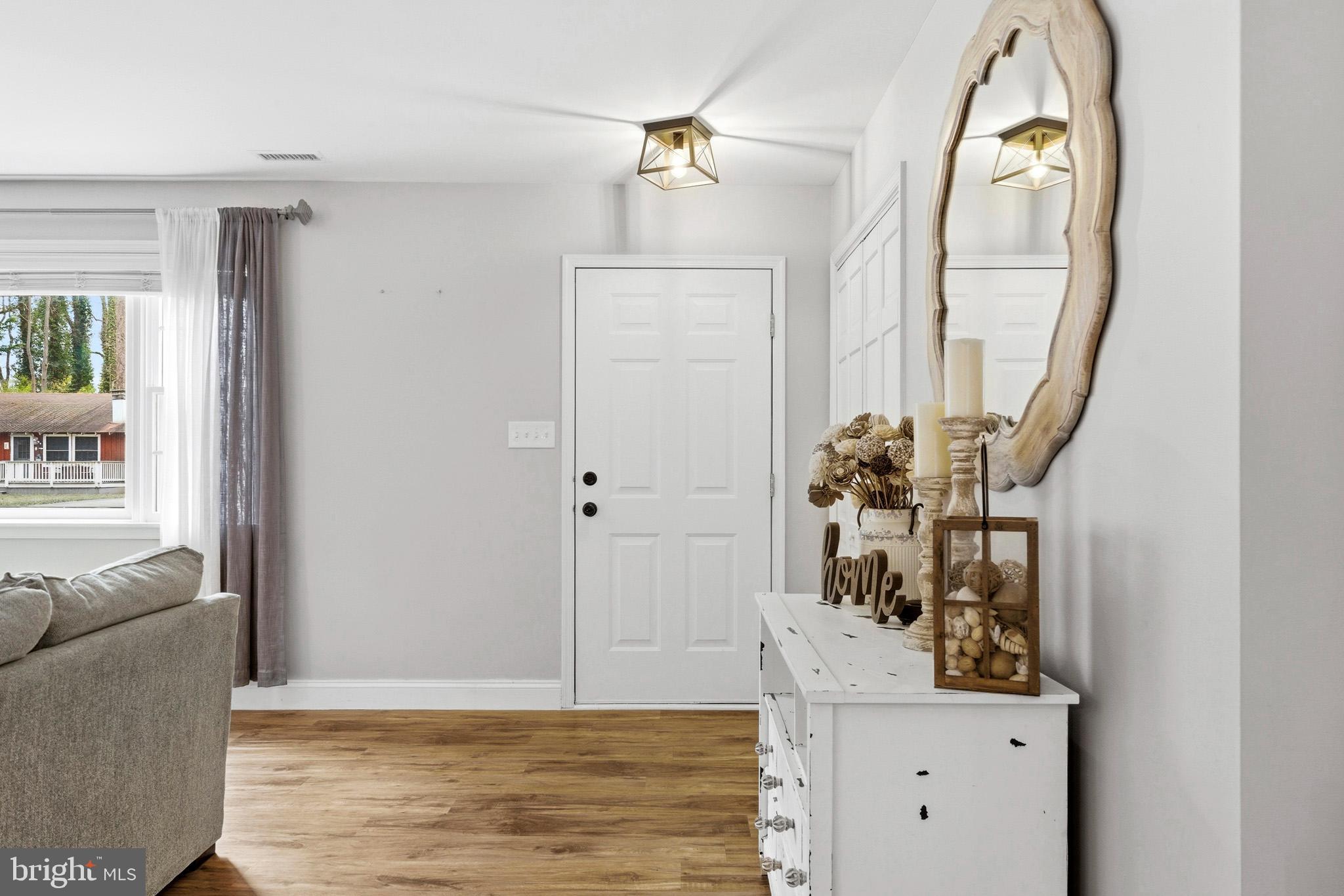 3930 Dogwood Road Port Republic, MD 20676 - Photo 5 of 48 a view of living room