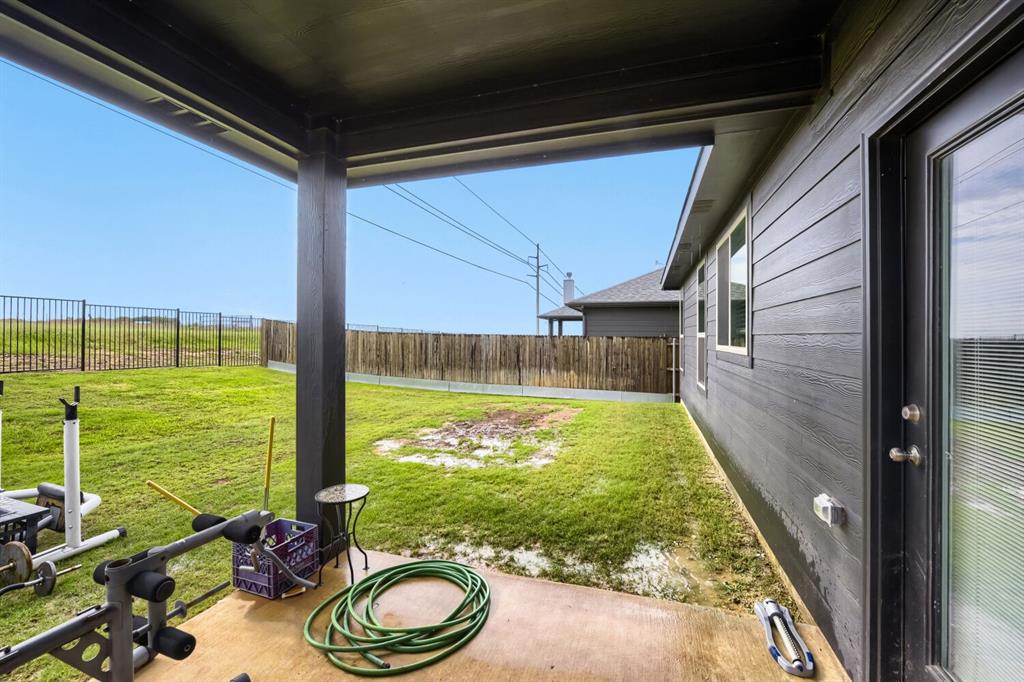 641 Godley Godley, TX 76044 - Photo 26 of 29