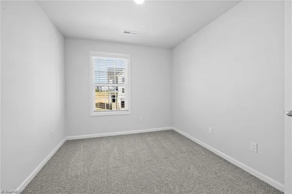 $2,160 | 1096 University Drive, Unit C1, Burlington, NC 27215