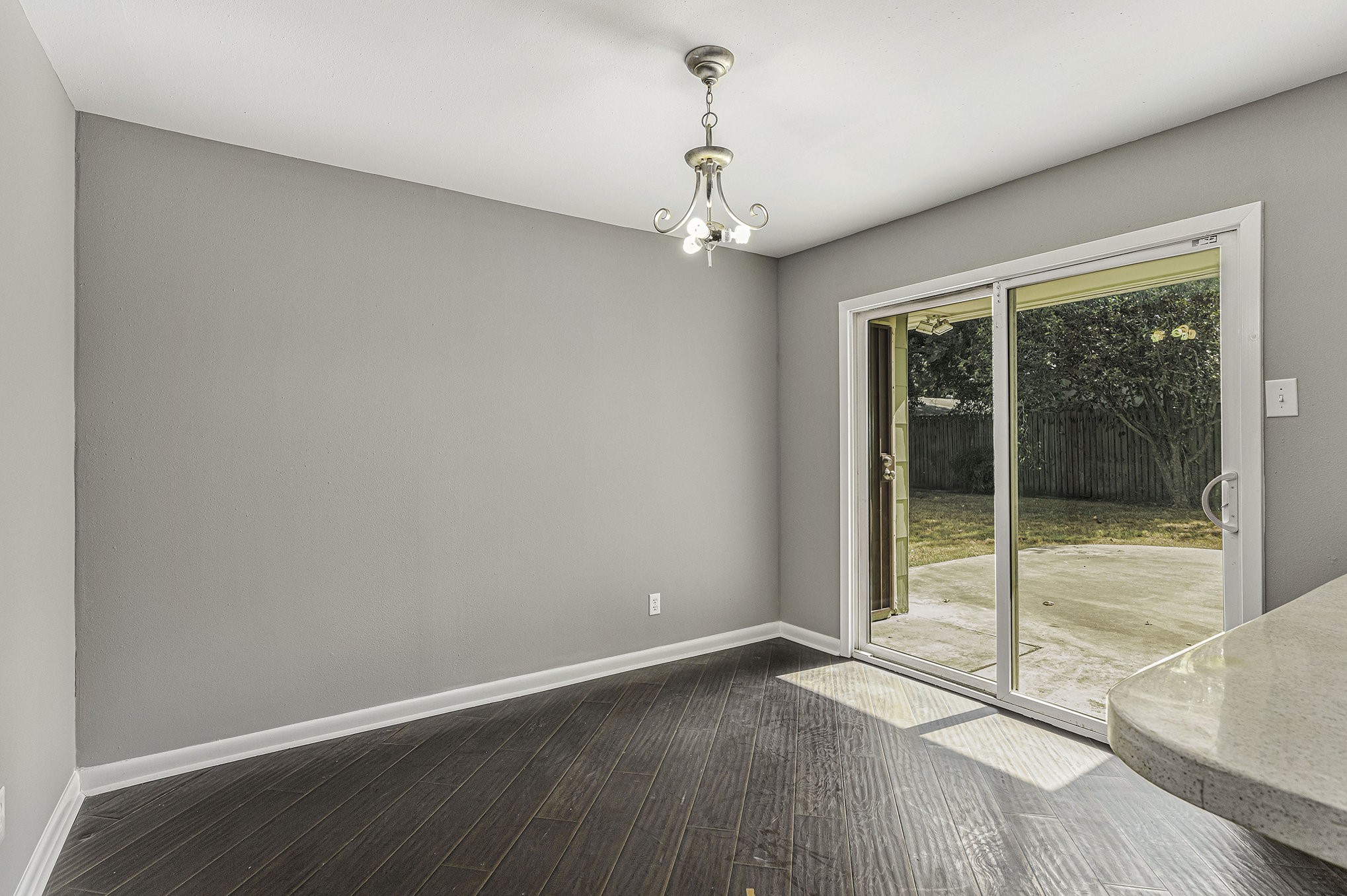 2902 Helberg Road Houston, TX 77092 - Photo 14 of 20 Gallery Image 14