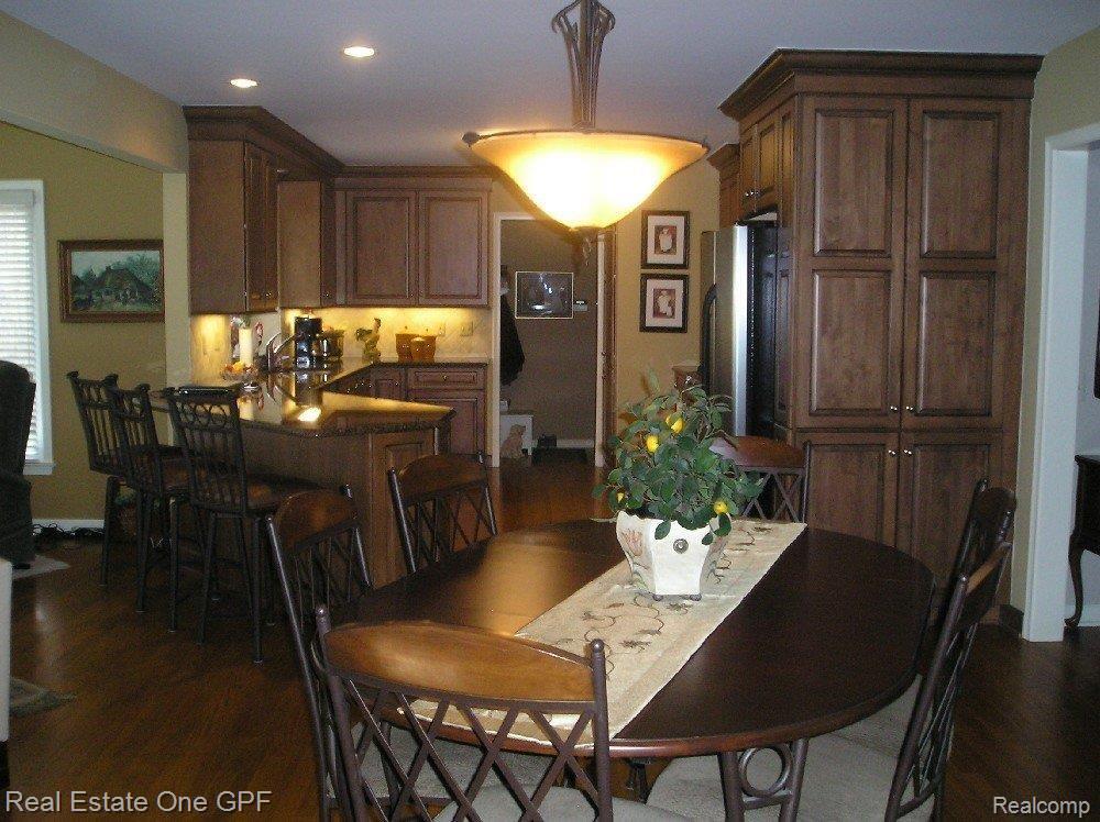 71 Clairview Road Grosse Pointe, MI 48236 - Photo 8 of 17 71 clairview 815 kit