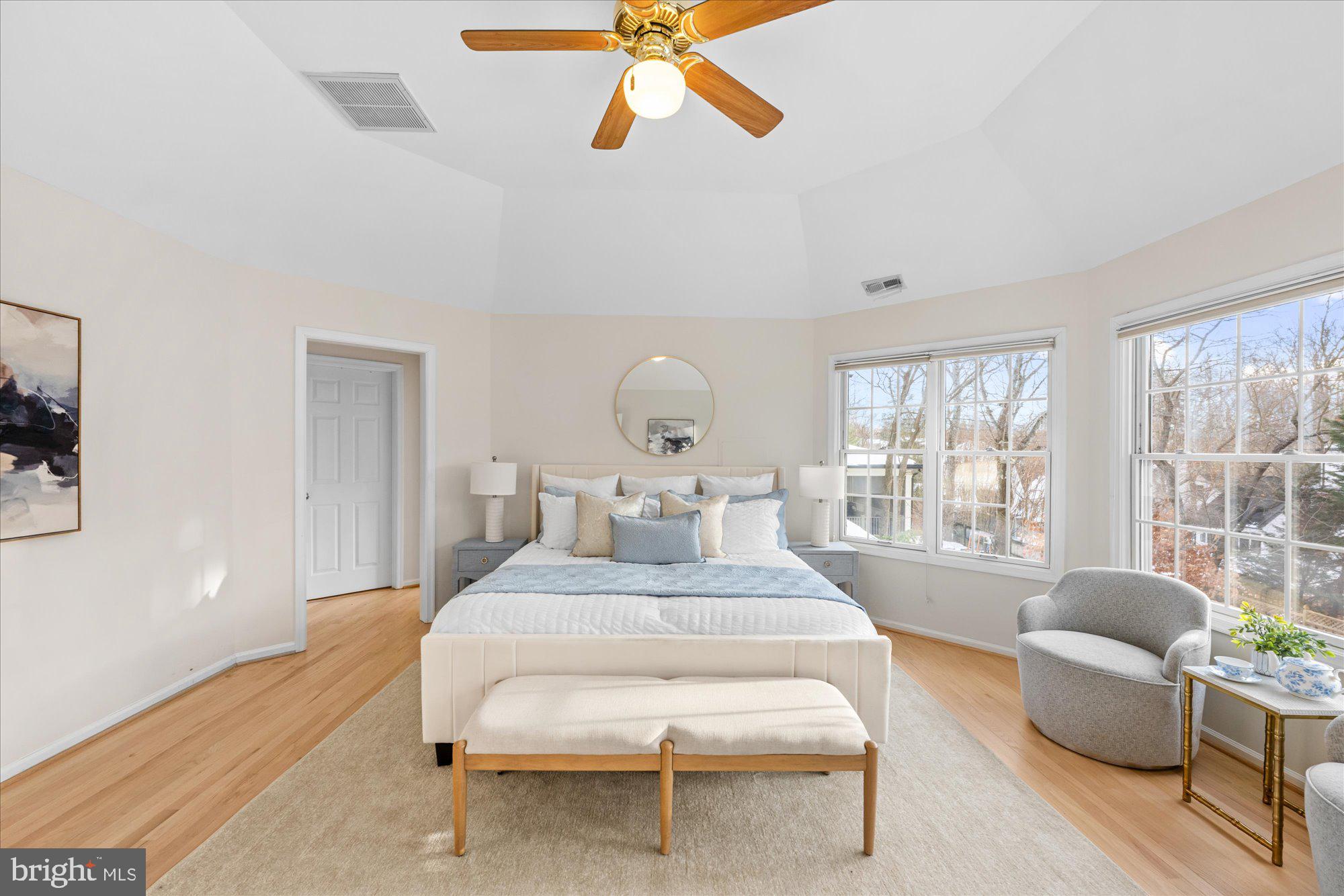 7838 Aberdeen Road Bethesda, MD 20814 - Photo 21 of 29 Spacious Primary