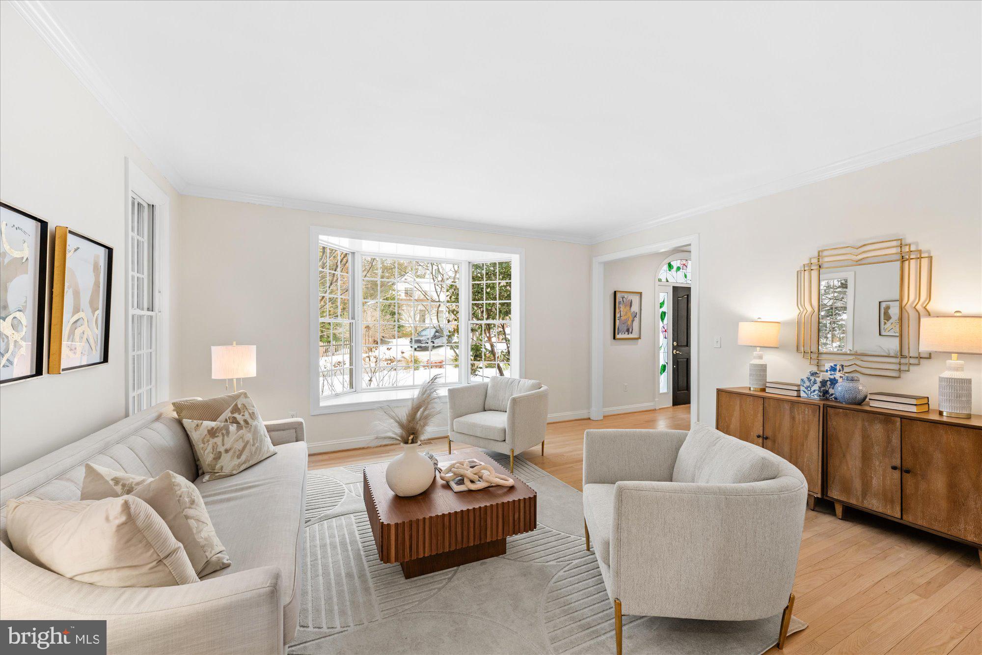 7838 Aberdeen Road Bethesda, MD 20814 - Photo 6 of 29 Morning Room on the right off the Entrance