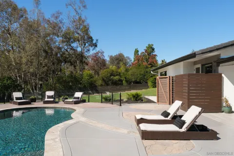 a view of outdoor space yard and patio