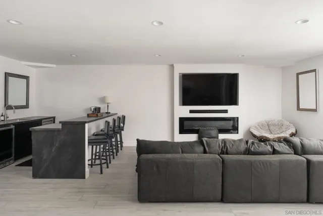 $4,995,000 | 15102 Sun Valley Lane, Del Mar, CA 92014