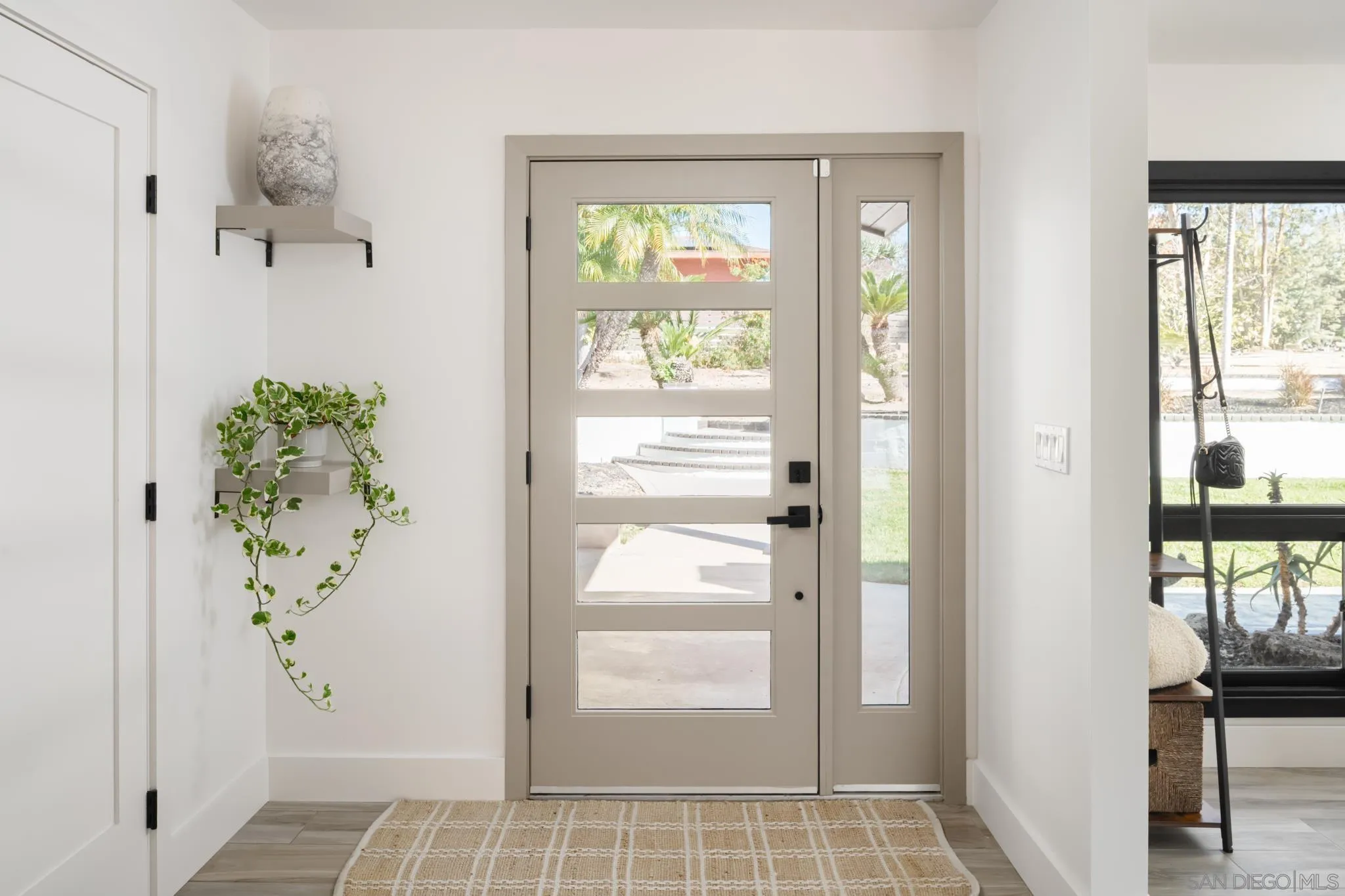 15102 Sun Valley Lane Del Mar, CA 92014 - Photo 30 of 45 a view of an entryway with wooden floor