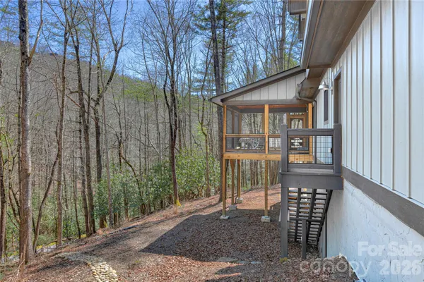 $850,000 | 70 Unvdatlvi Court, Brevard, NC 28712
