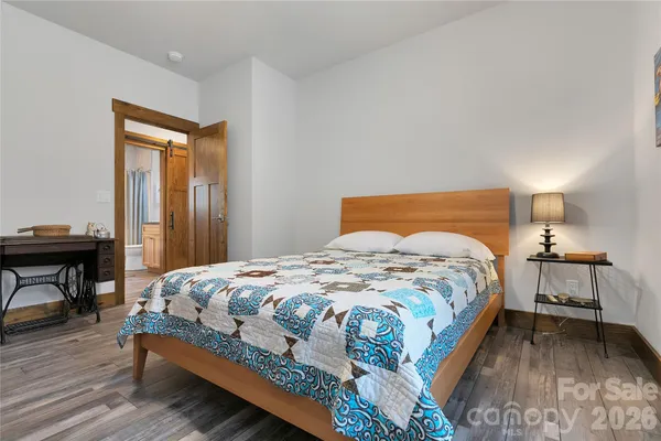 $850,000 | 70 Unvdatlvi Court, Brevard, NC 28712