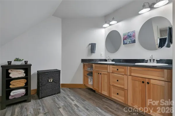 $850,000 | 70 Unvdatlvi Court, Brevard, NC 28712