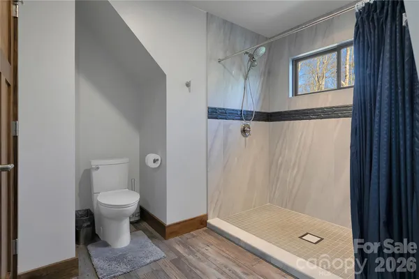 $850,000 | 70 Unvdatlvi Court, Brevard, NC 28712