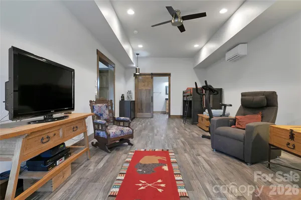 $850,000 | 70 Unvdatlvi Court, Brevard, NC 28712