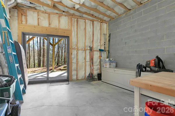 $850,000 | 70 Unvdatlvi Court, Brevard, NC 28712