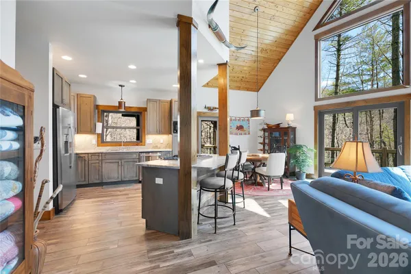 $850,000 | 70 Unvdatlvi Court, Brevard, NC 28712