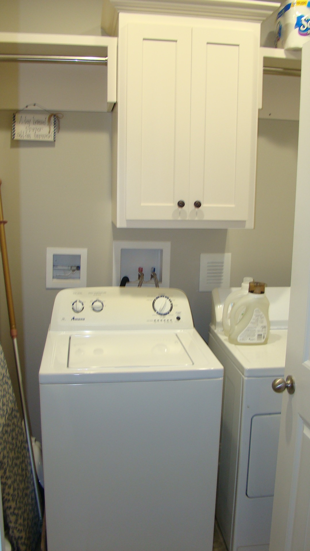 370 Red Hill Road Normandy, TN 37360 - Photo 14 of 38 a utility room with dryer and washer